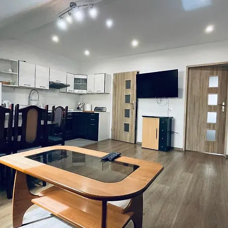 Apartament Pod Kasztanami - Biały