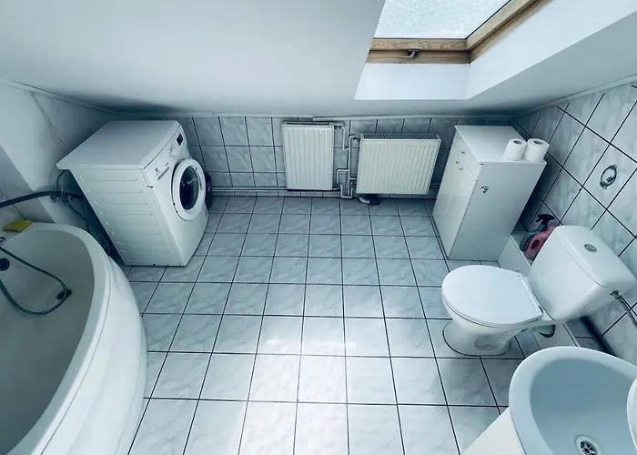 Pod Kasztanami - Bialy Lägenhet *