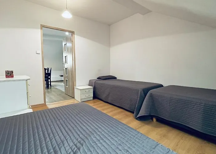 Apartman Pod Kasztanami - Bialy Ińsko
