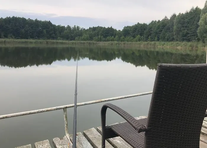 Pod Kasztanami - Bialy Lägenhet *